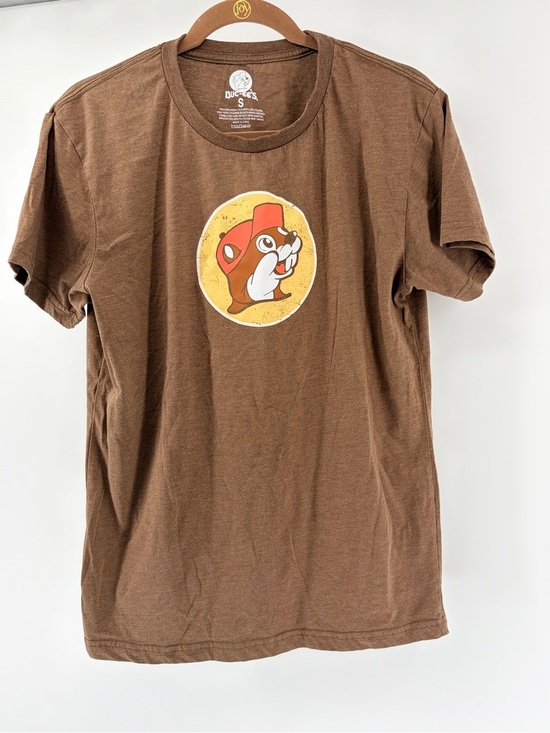 BUC-EE'S Tops - Follow Me To Buc-ee's Brown Graphic Tee with Buc-ee Beaver Logo Sz Small